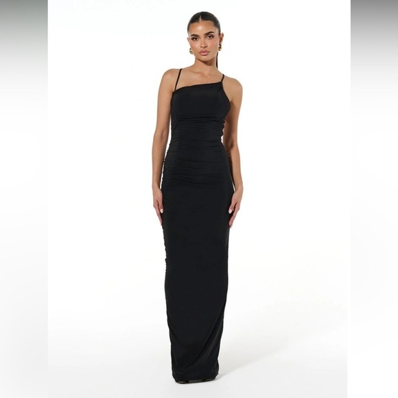 NEW Naked Wardrobe Black HOURGLASS RUCHED OPEN BACK MAXI DRESS - Picture 2 of 9